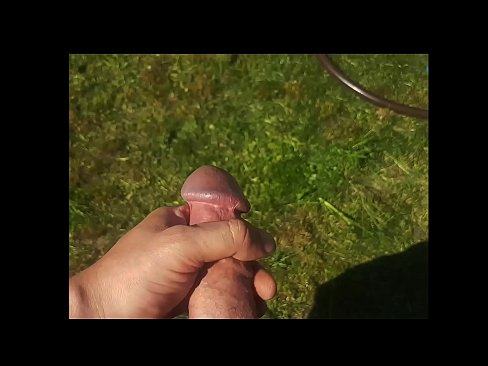 ❤️ Issiq hottie uning pushti mushuk becerdin oladi va yozgi bog'da squirt bilan cums Anal pornoda bizda ﹏